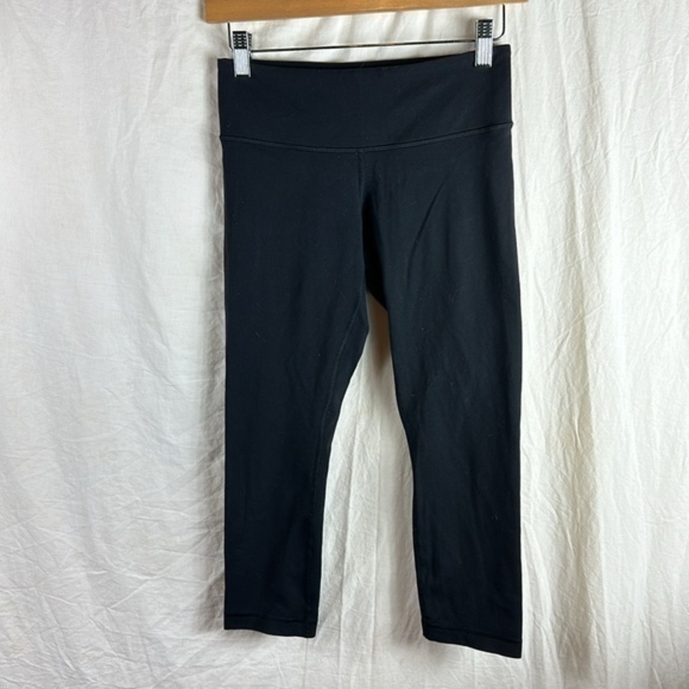 Lululemon Black Women’s Leggings Size 4